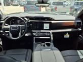 Thumbnail of 2025 Onyx Black GMC Sierra 2500