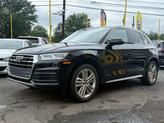 Thumbnail of 2019 Mythos Black Metallic Audi Q5