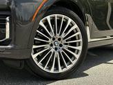Thumbnail of 2022 Dark Graphite Metallic BMW X7