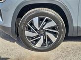 Thumbnail of 2025 Pure Gray Volkswagen Atlas
