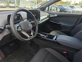 Thumbnail of 2025 opal white pearl Volkswagen ID.4
