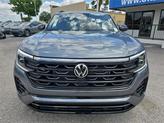 Thumbnail of 2025 Platinum Gray Metallic Volkswagen Atlas Cross Sport