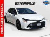 Photo of 2022 White Toyota Corolla Hatchback
