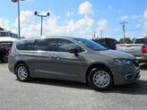 Thumbnail of 2025 Ceramic Gray Clearcoat Chrysler Pacifica