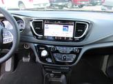 Thumbnail of 2025 Ceramic Gray Clearcoat Chrysler Pacifica