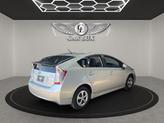 Thumbnail of 2015 Classic Silver Metallic Toyota Prius