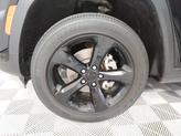 Thumbnail of 2023 Diamond Black Crystal Pearlcoat Jeep Grand Cherokee
