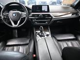 Thumbnail of 2019 Black Sapphire Metallic BMW 540