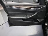 Thumbnail of 2019 Black Sapphire Metallic BMW 540