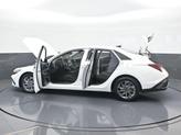 Thumbnail of 2024 White Hyundai ELANTRA