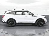 Thumbnail of 2023 Glacial White Pearl Kia Sorento