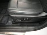 Thumbnail of 2023 Glacial White Pearl Kia Sorento