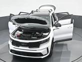 Thumbnail of 2023 Glacial White Pearl Kia Sorento