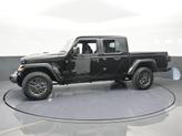 Thumbnail of 2025 Black Clearcoat Jeep Gladiator