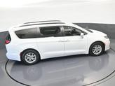 Thumbnail of 2022 Bright White Clearcoat Chrysler Pacifica