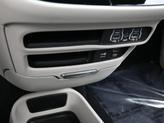 Thumbnail of 2022 Brilliant Black Crystal Pearlcoat Chrysler Pacifica