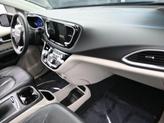 Thumbnail of 2022 Brilliant Black Crystal Pearlcoat Chrysler Pacifica