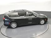 Thumbnail of 2022 Brilliant Black Crystal Pearlcoat Chrysler Pacifica
