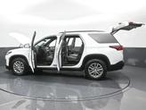 Thumbnail of 2022 Summit White Chevrolet Traverse