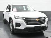 Thumbnail of 2022 Summit White Chevrolet Traverse