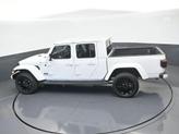 Thumbnail of 2022 Bright White Clearcoat Jeep Gladiator