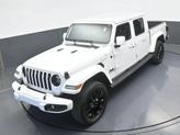 Thumbnail of 2022 Bright White Clearcoat Jeep Gladiator