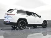 Thumbnail of 2025 Bright White Clearcoat Jeep Grand Cherokee L