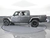 Thumbnail of 2021 Granite Crystal Clearcoat Metallic Jeep Gladiator
