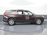 Thumbnail of 2018 Black Currant Metallic Chevrolet Traverse