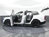 Thumbnail of 2022 Glacial White Pearl Kia Telluride