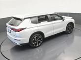 Thumbnail of 2023 White Diamond Mitsubishi Outlander