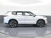 Thumbnail of 2023 White Diamond Mitsubishi Outlander