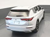 Thumbnail of 2023 White Diamond Mitsubishi Outlander