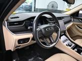 Thumbnail of 2021 Diamond Black Jeep Grand Cherokee L
