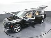 Thumbnail of 2021 Diamond Black Jeep Grand Cherokee L