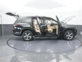 Thumbnail of 2021 Diamond Black Jeep Grand Cherokee L