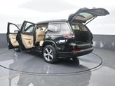 Thumbnail of 2021 Diamond Black Jeep Grand Cherokee L