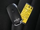 Thumbnail of 2022 Snow White Pearl Kia Forte