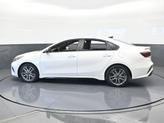 Thumbnail of 2022 Snow White Pearl Kia Forte
