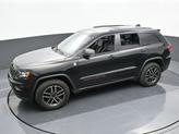 Thumbnail of 2020 Diamond Black Jeep Grand Cherokee