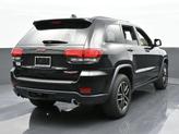 Thumbnail of 2020 Diamond Black Jeep Grand Cherokee
