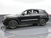 Thumbnail of 2020 Diamond Black Jeep Grand Cherokee