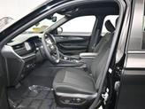 Thumbnail of 2024 Diamond Black Jeep Grand Cherokee L