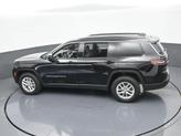 Thumbnail of 2024 Diamond Black Jeep Grand Cherokee L
