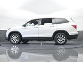 Thumbnail of 2022 White Honda Pilot