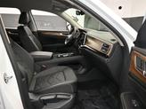 Thumbnail of 2024 Pure White Volkswagen Atlas