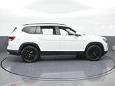 Thumbnail of 2024 Pure White Volkswagen Atlas