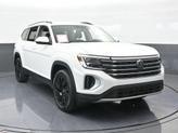 Thumbnail of 2024 Pure White Volkswagen Atlas