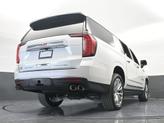 Thumbnail of 2022 White Frost Tri-Coat GMC Yukon XL