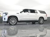 Thumbnail of 2022 White Frost Tri-Coat GMC Yukon XL